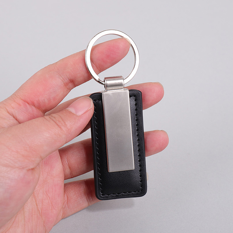 PU Leather Custom Name Keychai - Personalized Engraved Gift บทวิจารณ์และราคา