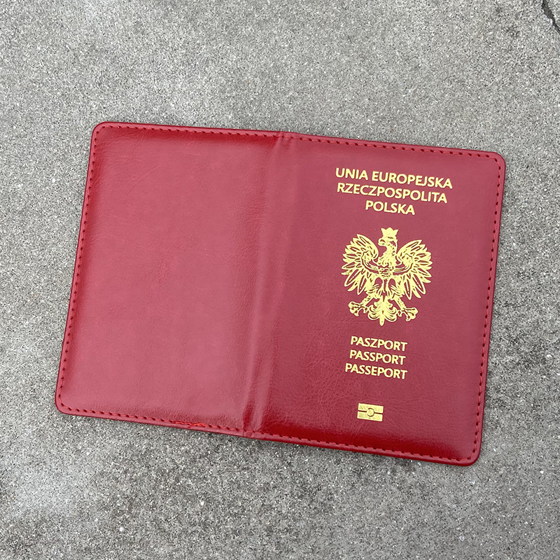 Unia Europejska Rzeczpospolita - Leather Passport Cover บทวิจารณ์และราคา